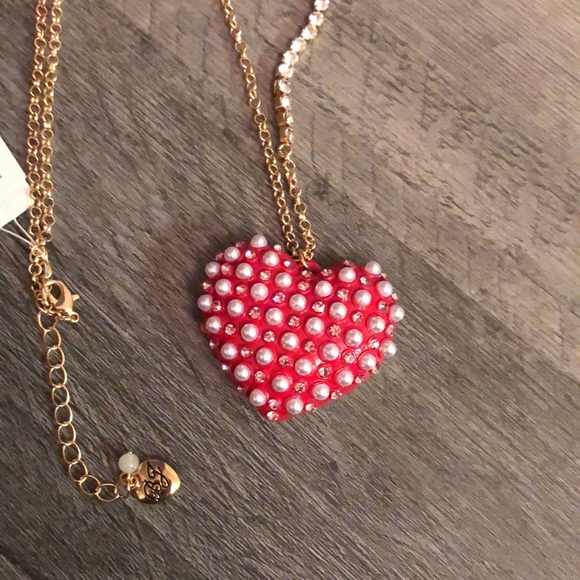 Betsey Johnson Gold Tone XOXO Red Heart Pendant Necklace Crystal Chain Accent - Picture 13 of 14